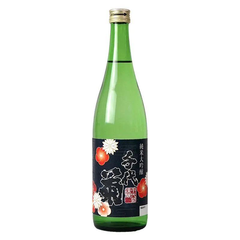 千代菊　純米大吟醸 720ml【3〜4営業日以内に出荷】【常温】千代菊　岐阜　日本酒 酒 ギフト 贈り物 贈答 花見 父の日 お父さん［月間優良ショップ受賞］