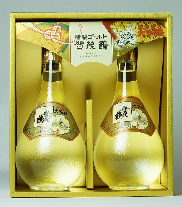 【送料無料】大吟醸 特製ゴールド賀茂鶴 720ml×2本 化粧箱入 純金箔入 GK-B2 ギフト 贈り物 清酒 日本酒
